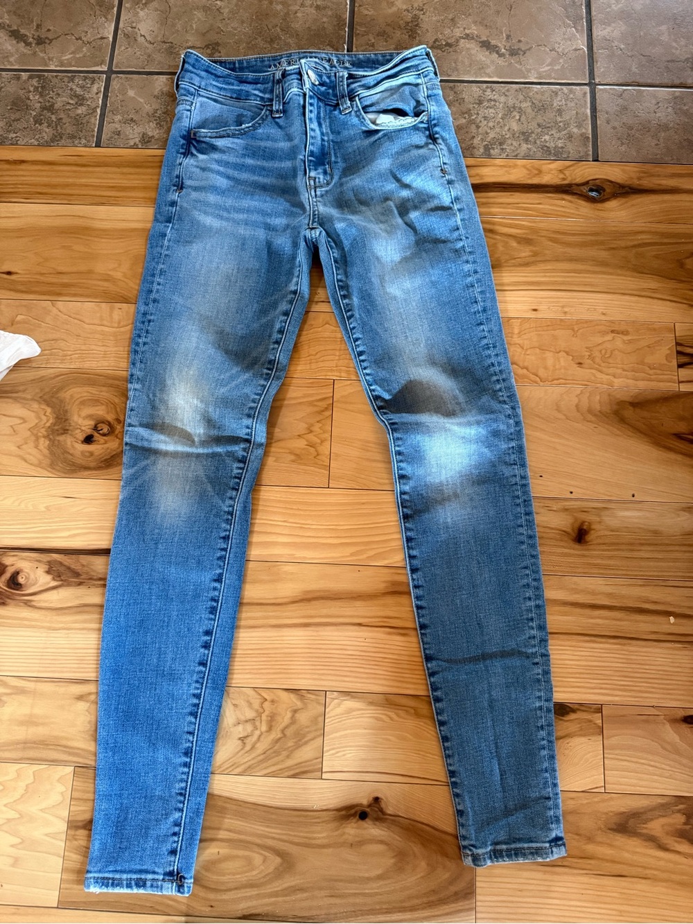 American Eagle Outfitters Light Blue Skinny Jeans
